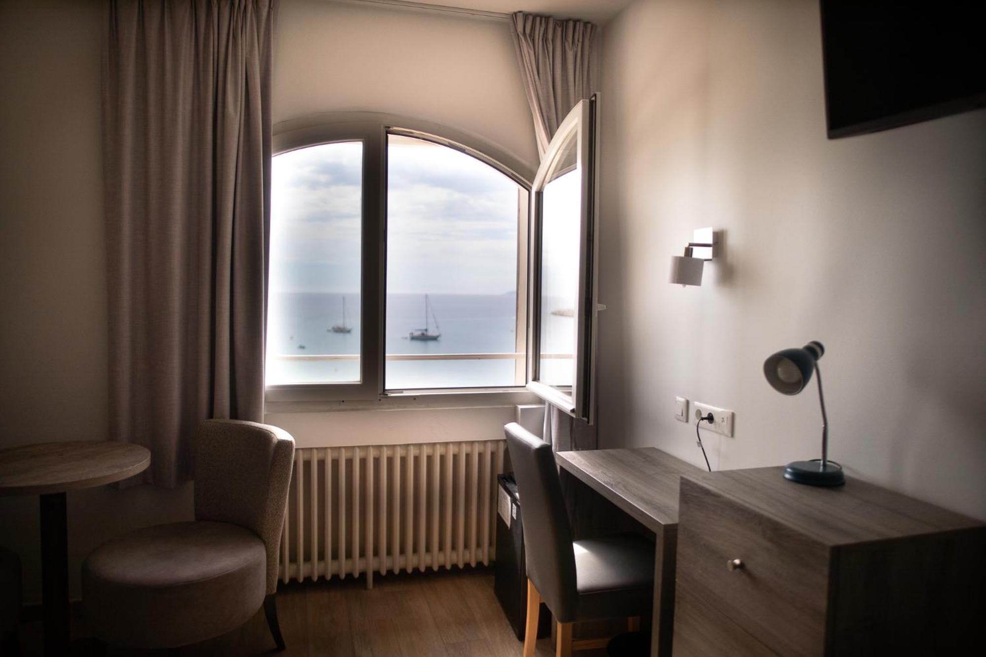Beau Rivage 3* Le Lavandou